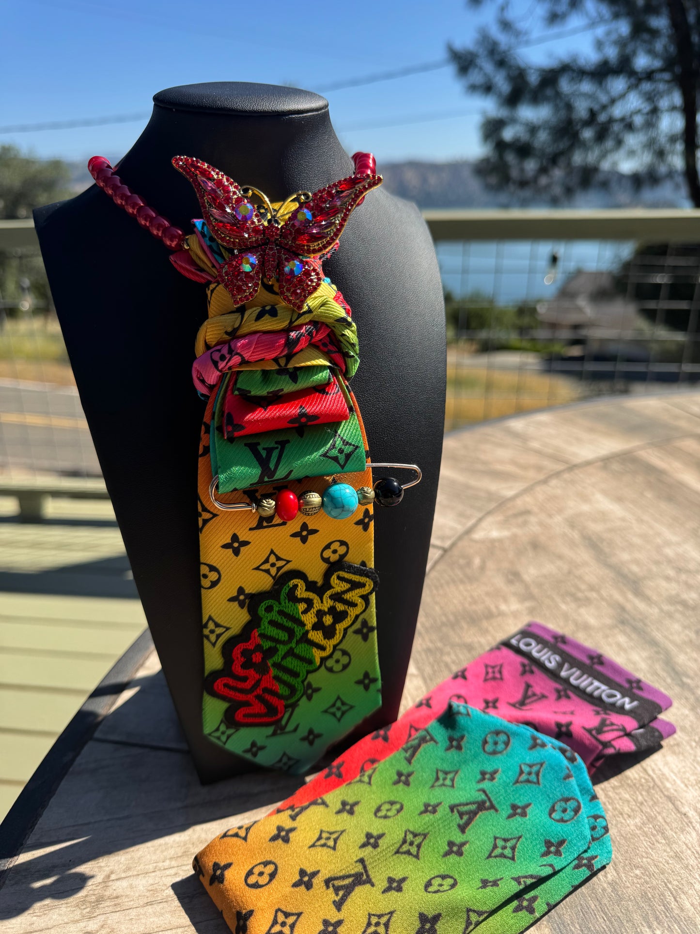 BUTTERFLY LUXE