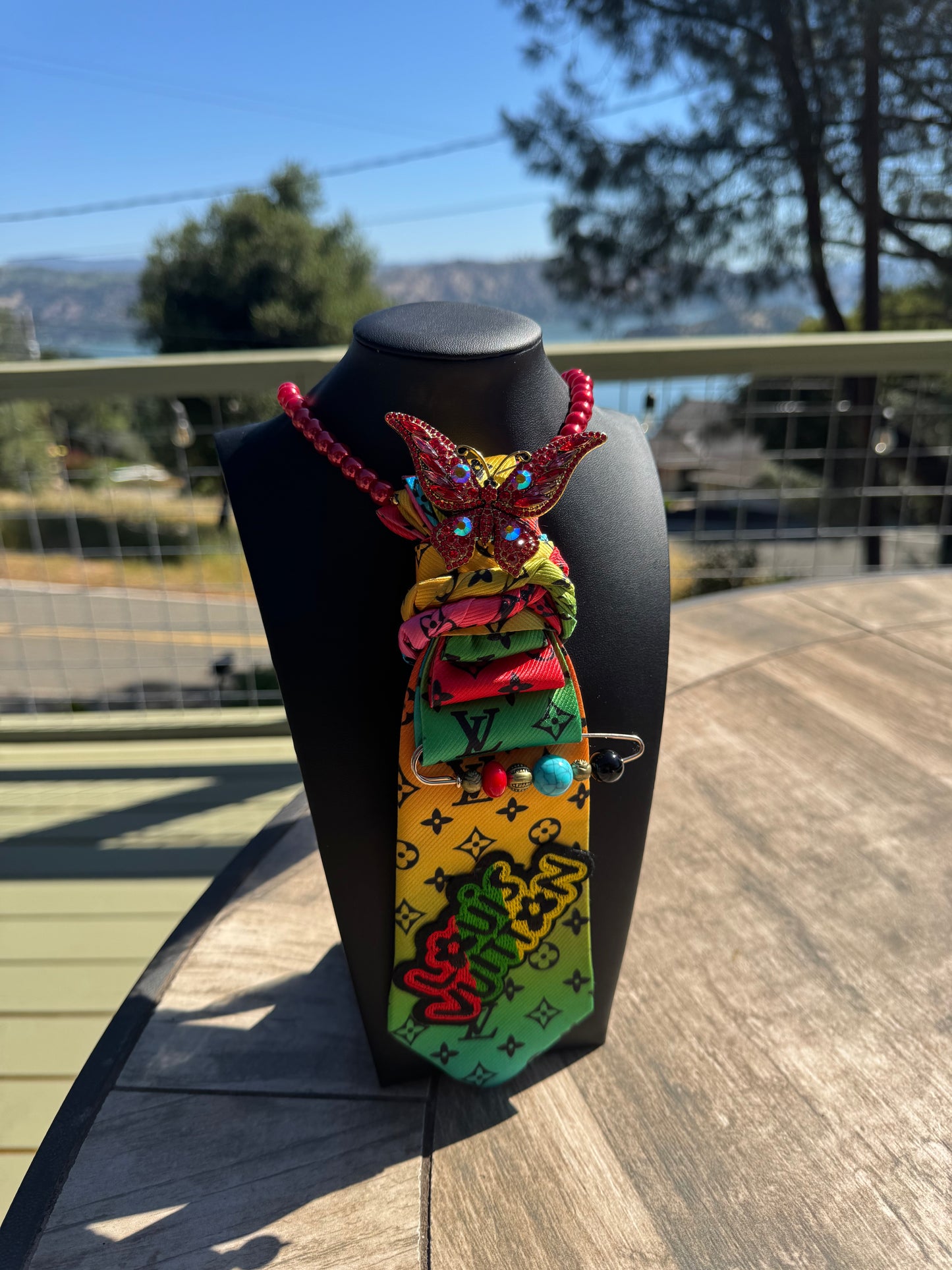 BUTTERFLY LUXE